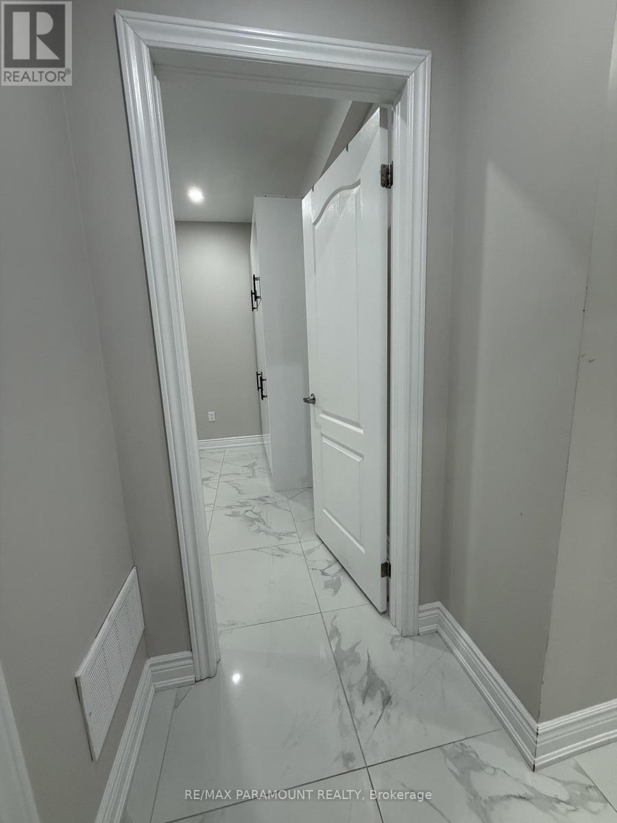 19 Abigail Grace Crescent, Brampton, Ontario  L6X 5R2 - Photo 13 - W12524808