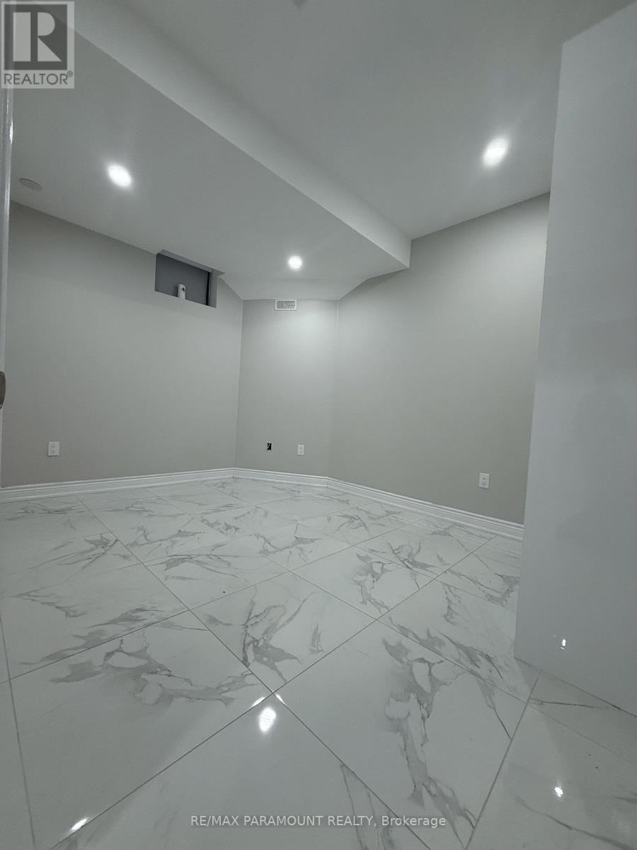 19 Abigail Grace Crescent, Brampton, Ontario  L6X 5R2 - Photo 14 - W12524808