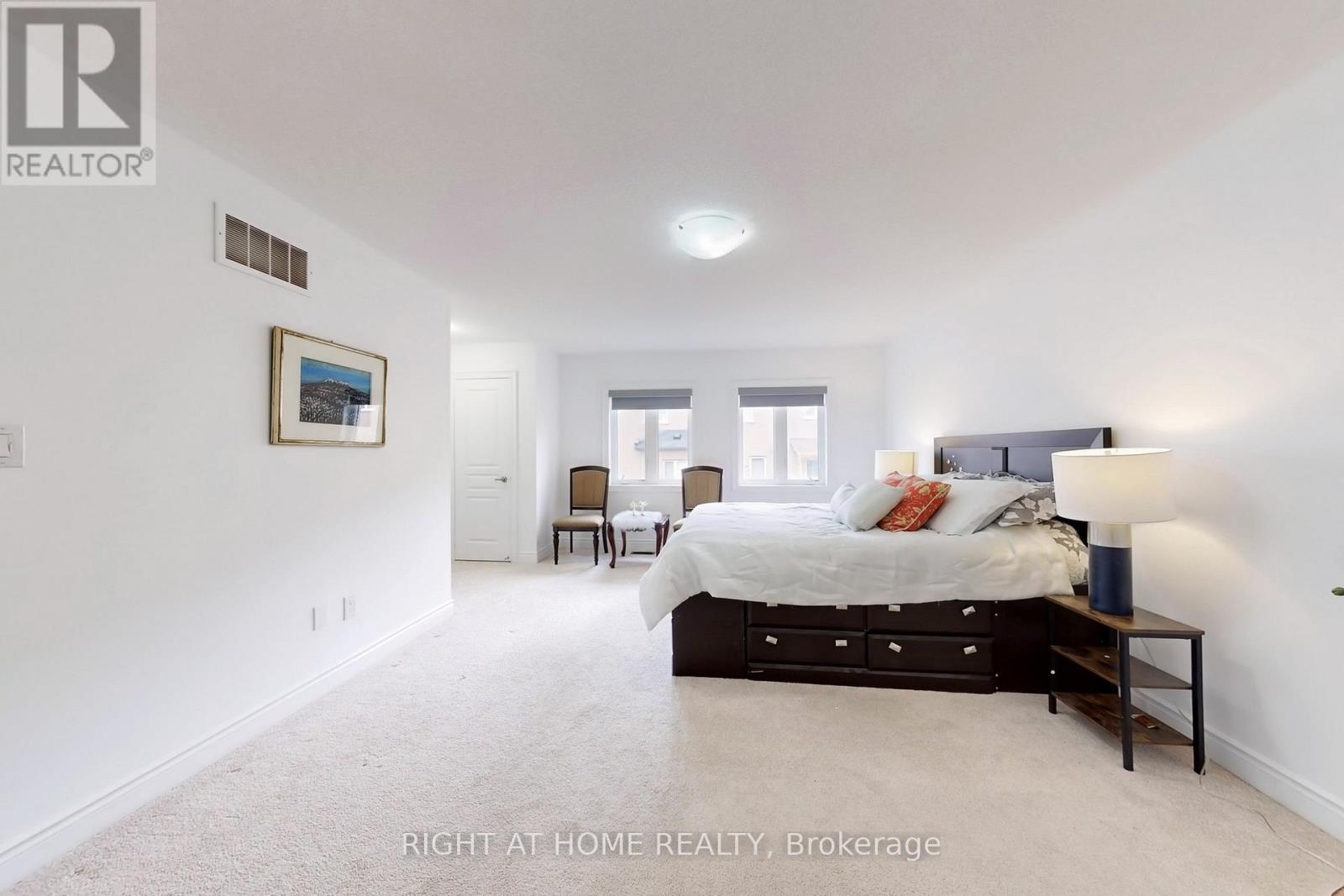 423 Grindstone Trail, Oakville, Ontario  L6H 0S1 - Photo 23 - W12524818