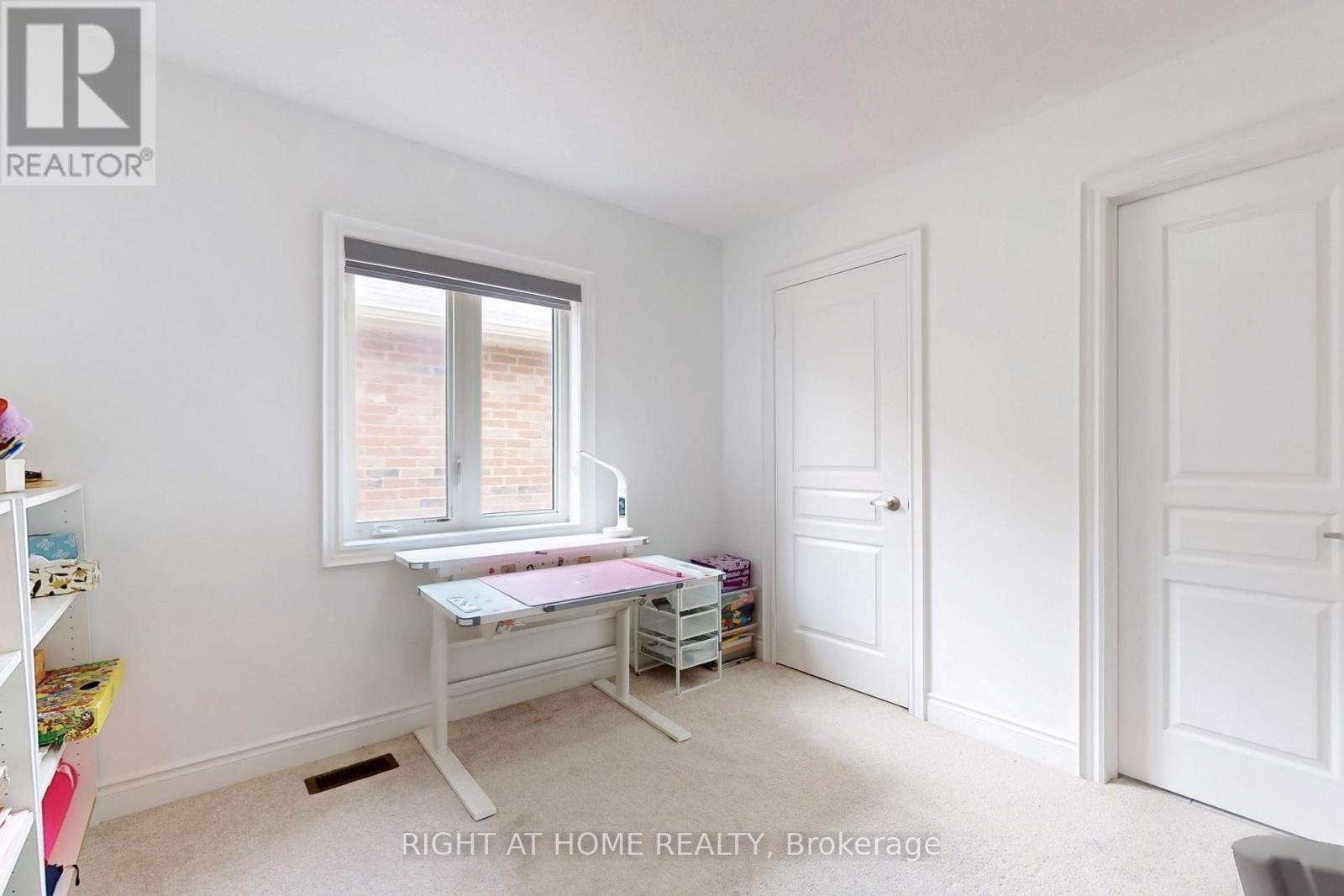 423 Grindstone Trail, Oakville, Ontario  L6H 0S1 - Photo 35 - W12524818