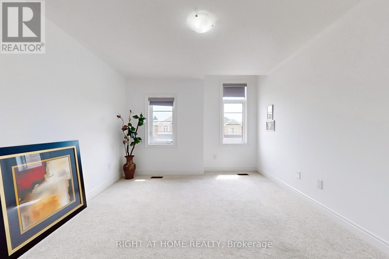 423 Grindstone Trail, Oakville, Ontario  L6H 0S1 - Photo 37 - W12524818