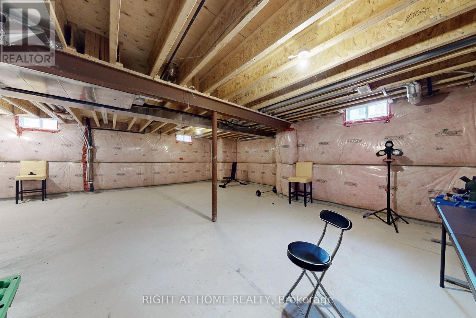 423 Grindstone Trail, Oakville, Ontario  L6H 0S1 - Photo 46 - W12524818