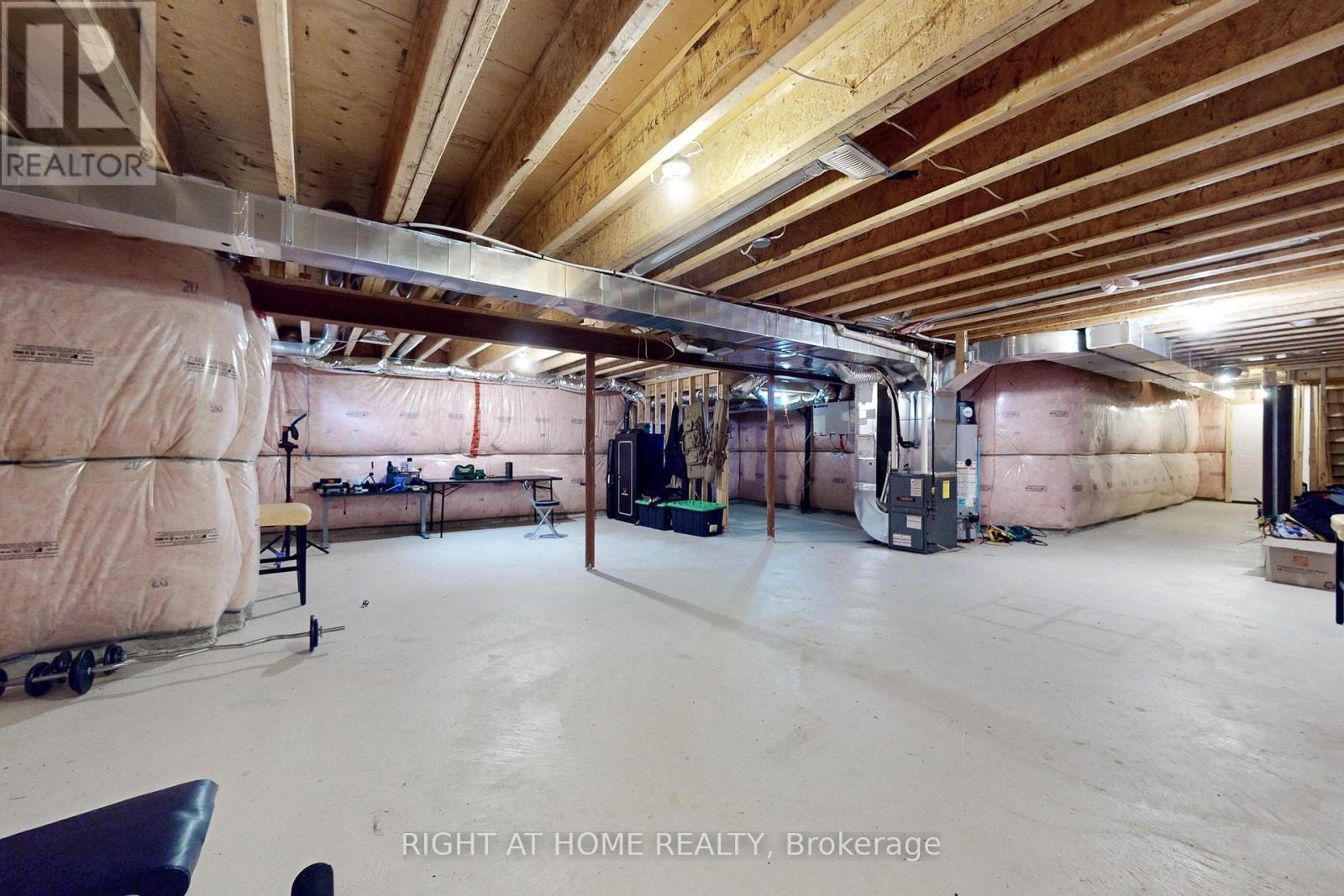 423 Grindstone Trail, Oakville, Ontario  L6H 0S1 - Photo 47 - W12524818