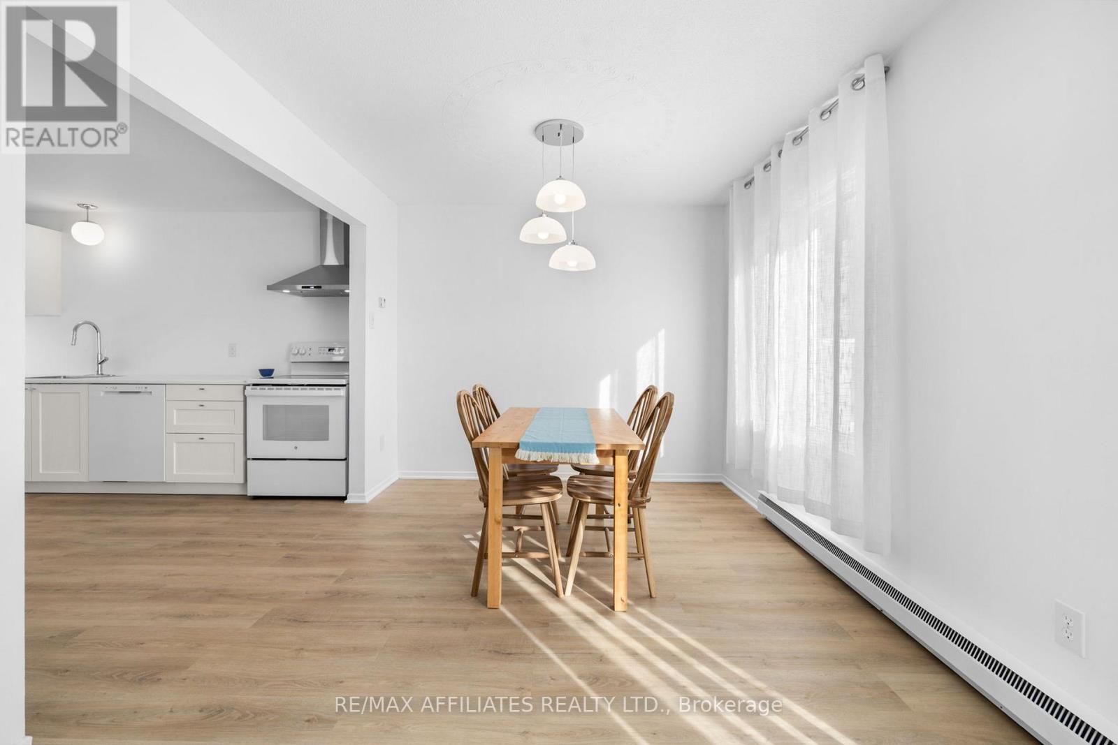 12 Selye Crescent, Ottawa, Ontario  K2K 1C9 - Photo 10 - X12524834