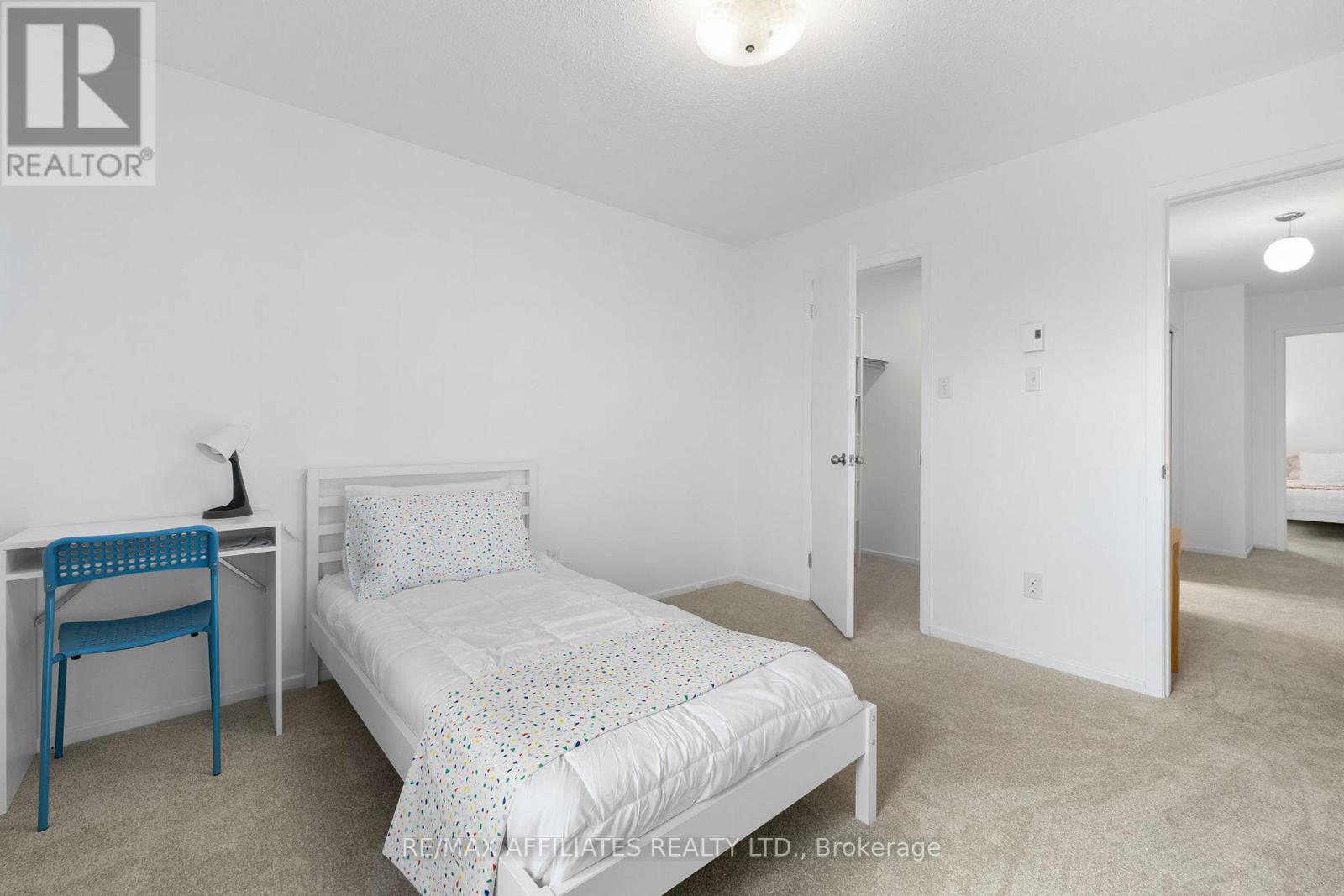 12 Selye Crescent, Ottawa, Ontario  K2K 1C9 - Photo 31 - X12524834