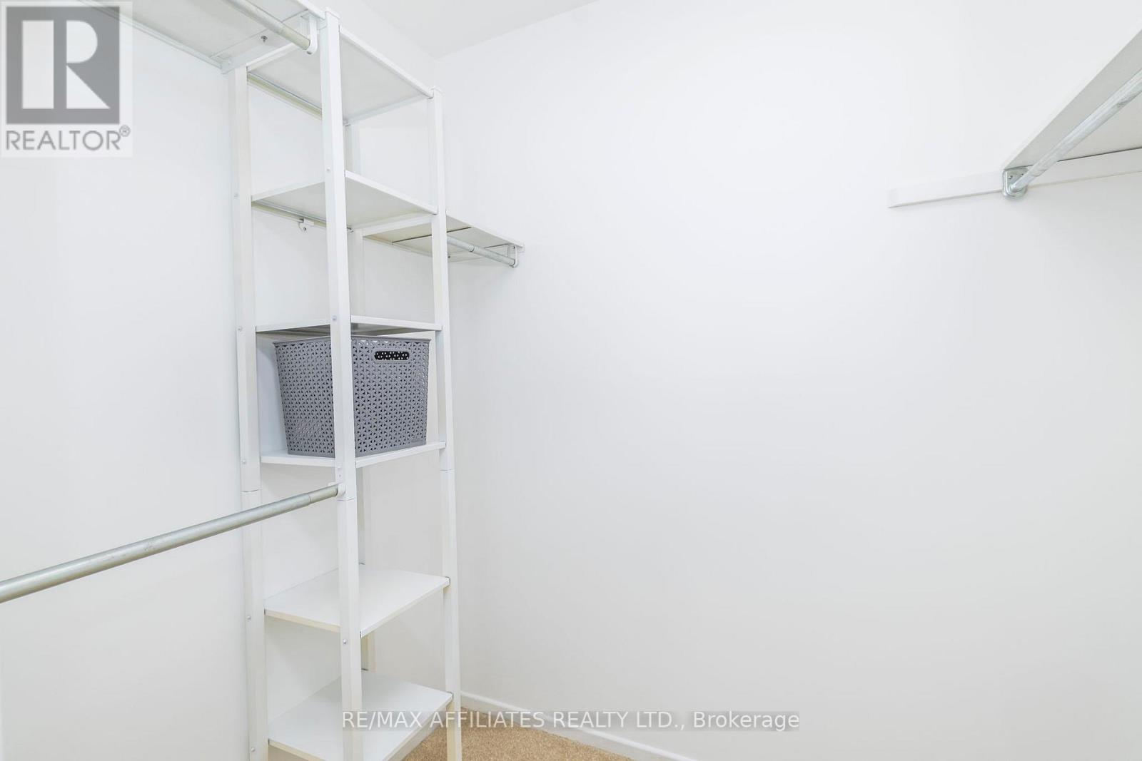 12 Selye Crescent, Ottawa, Ontario  K2K 1C9 - Photo 32 - X12524834