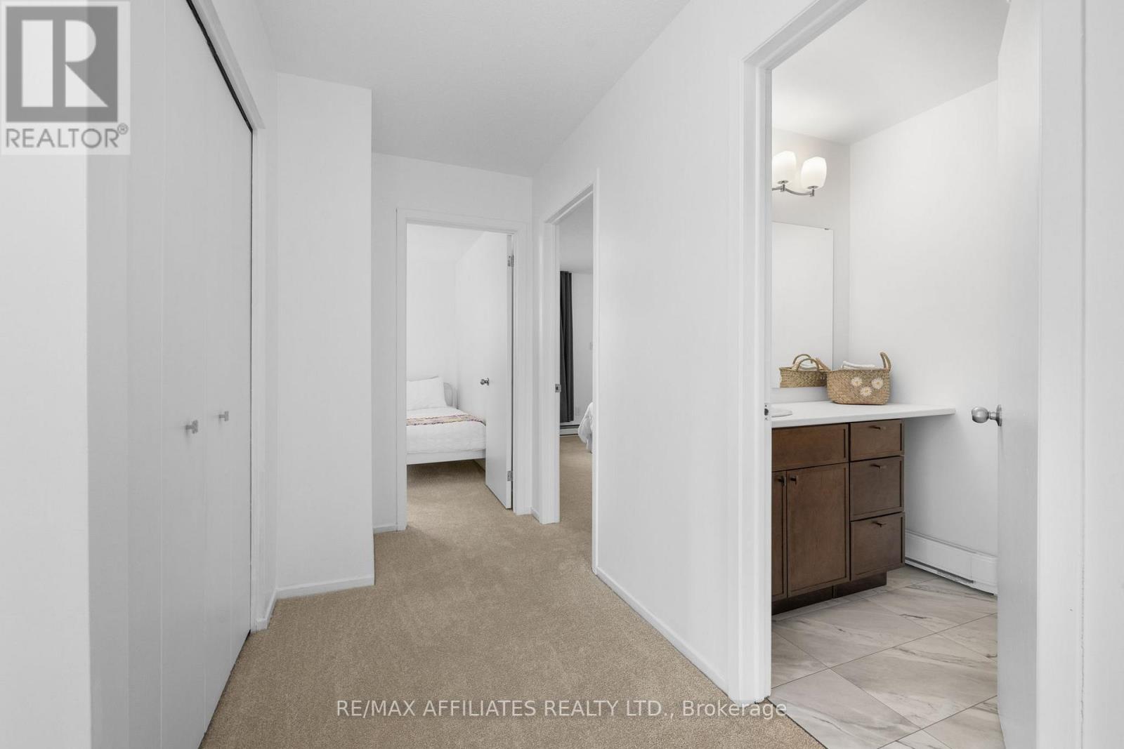 12 Selye Crescent, Ottawa, Ontario  K2K 1C9 - Photo 35 - X12524834