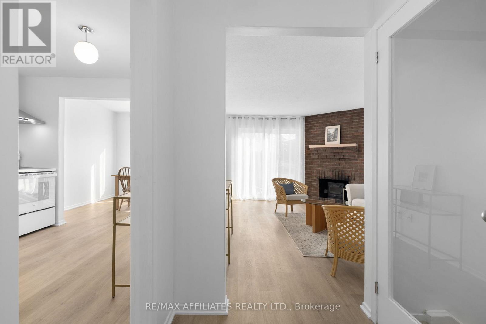 12 Selye Crescent, Ottawa, Ontario  K2K 1C9 - Photo 6 - X12524834