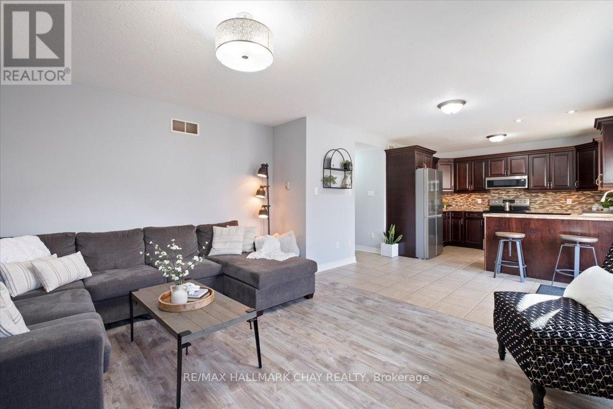 112 Silk Drive, Shelburne, Ontario  L9V 3E2 - Photo 18 - X12524828