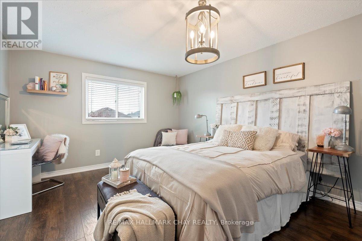 112 Silk Drive, Shelburne, Ontario  L9V 3E2 - Photo 25 - X12524828