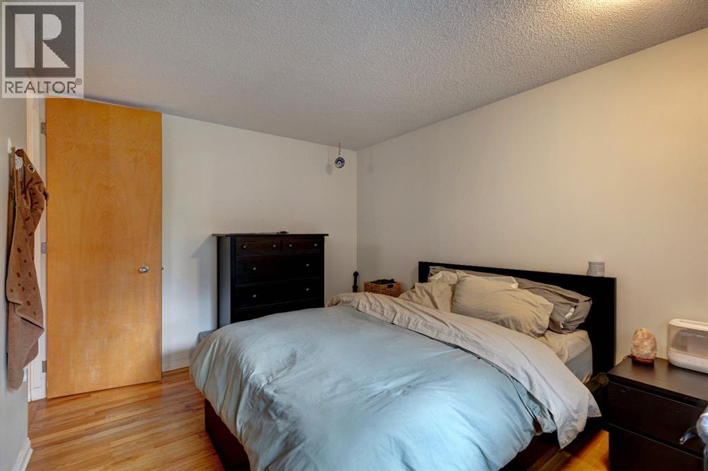 3608 58 Avenue Sw, Calgary, Alberta  T3E 5H6 - Photo 13 - A2252662