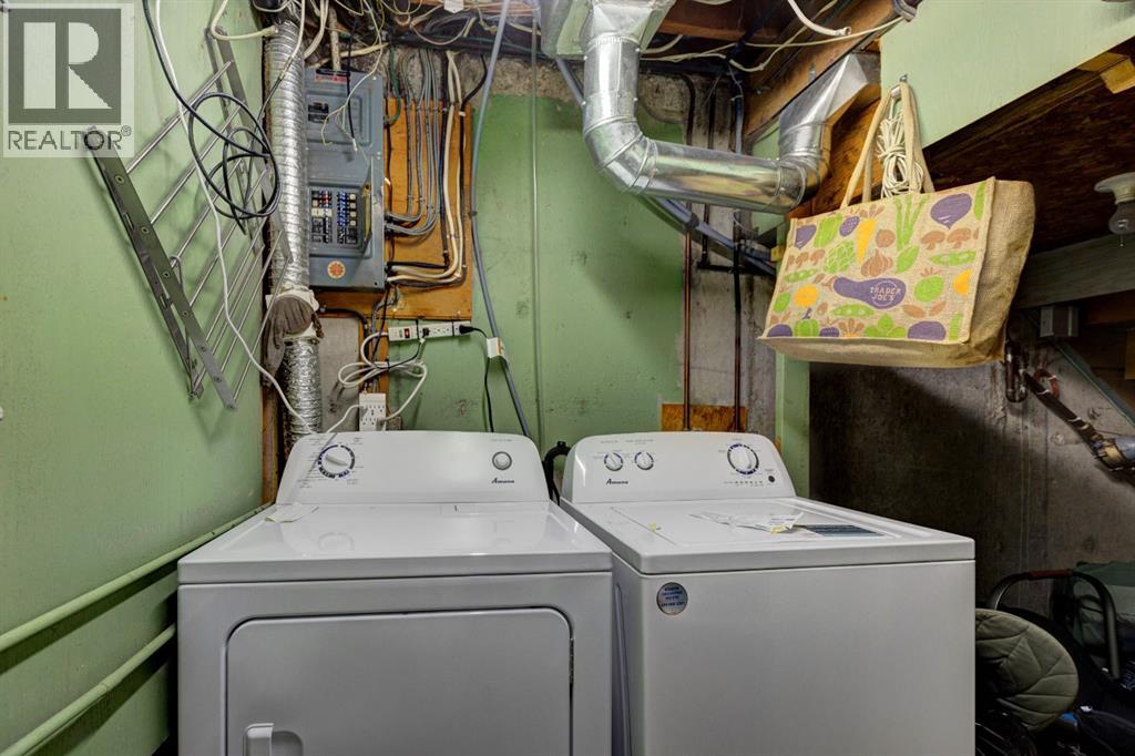 3608 58 Avenue Sw, Calgary, Alberta  T3E 5H6 - Photo 24 - A2252662