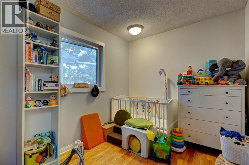 3608 58 Avenue Sw, Calgary, Alberta  T3E 5H6 - Photo 15 - A2252662