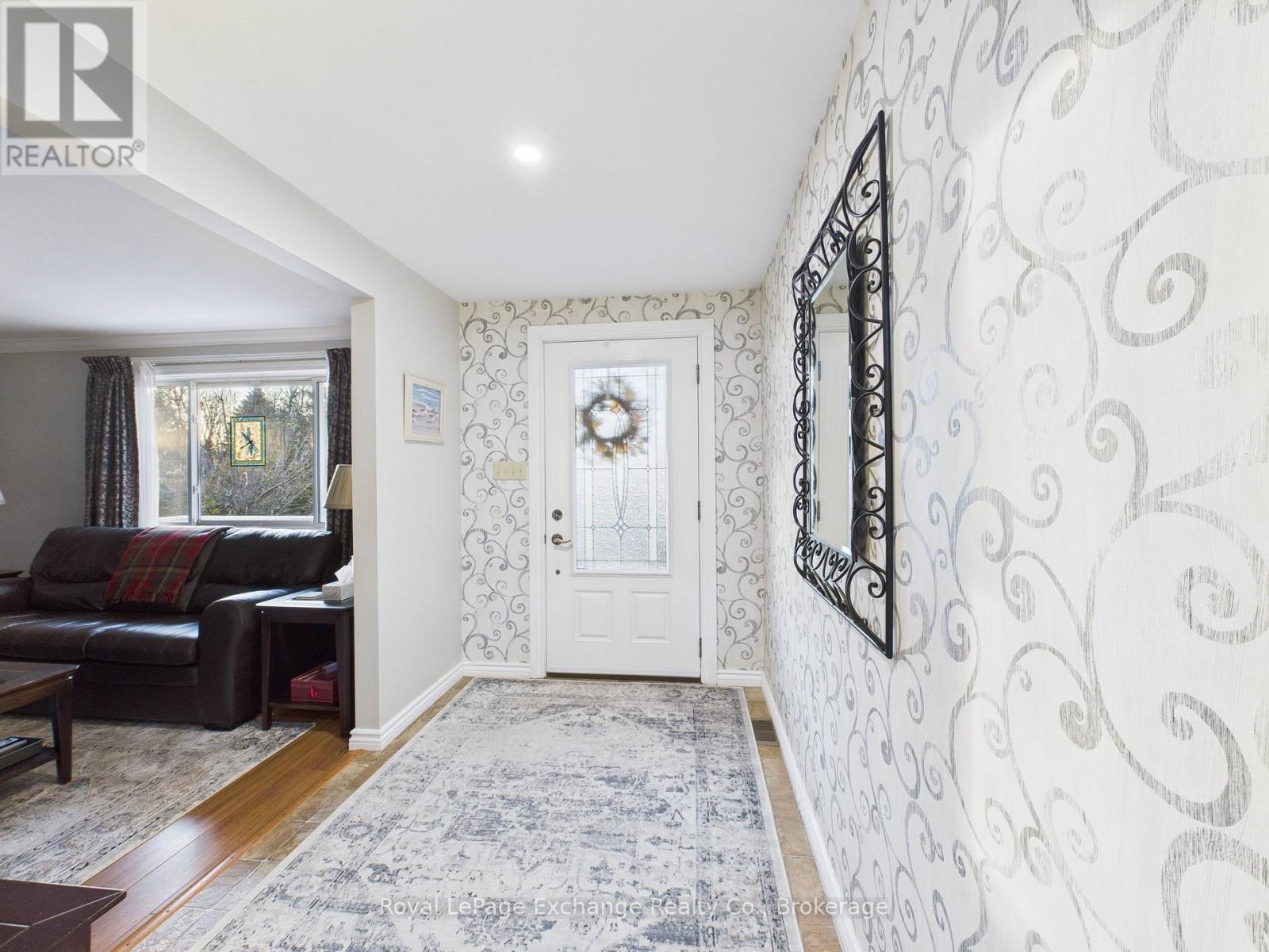 Secondary picture of 423 ADELAIDE STREET