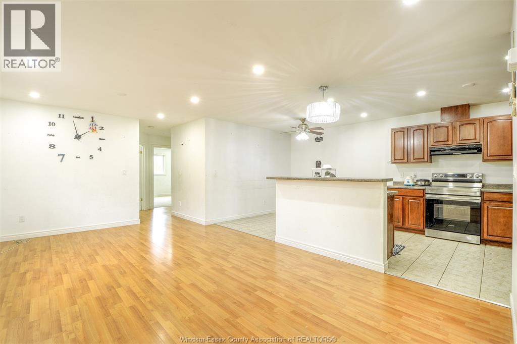 1694 Sagebrush Court, Windsor, Ontario N9G 3B8 - Photo 6 - 25028359