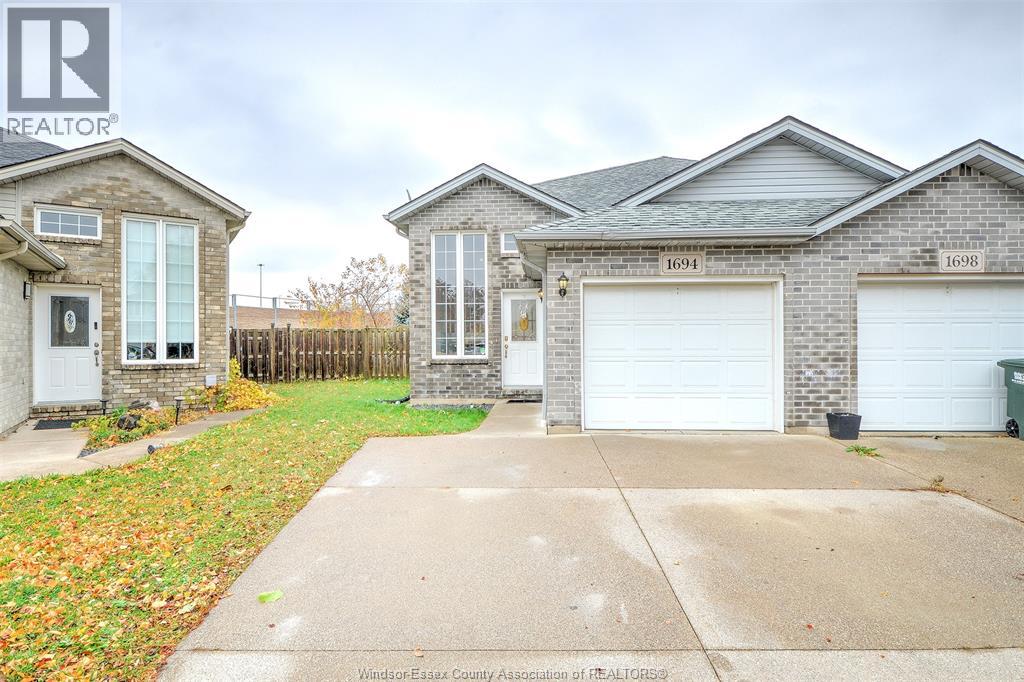 1694 Sagebrush Court, Windsor, Ontario N9G 3B8 - Photo 1 - 25028359