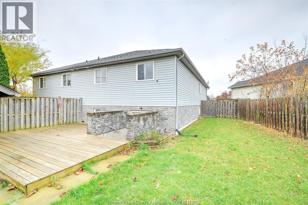 1694 Sagebrush Court, Windsor, Ontario N9G 3B8 - Photo 26 - 25028359