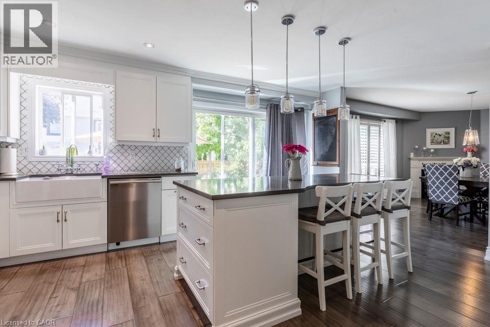 15 Buttercup Crescent, Waterdown, Ontario  L8B 0X9 - Photo 8 - 40768155