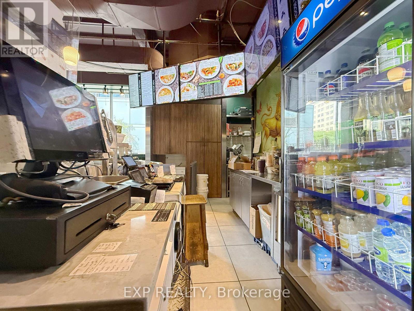 Ground Floor - 505 University Avenue, Toronto, Ontario  M5G 1X3 - Photo 18 - C12524852