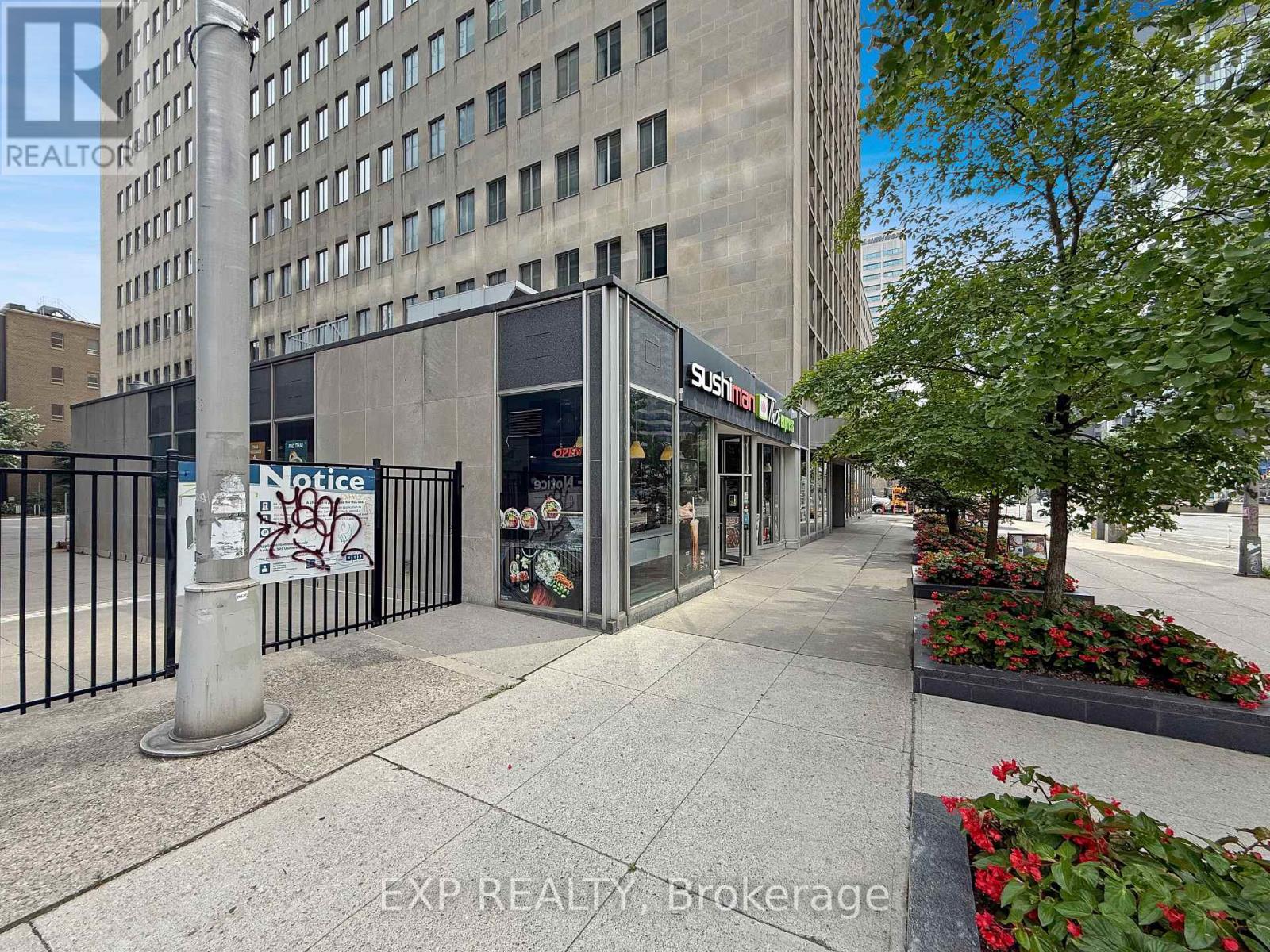 Ground Floor - 505 University Avenue, Toronto, Ontario  M5G 1X3 - Photo 31 - C12524852