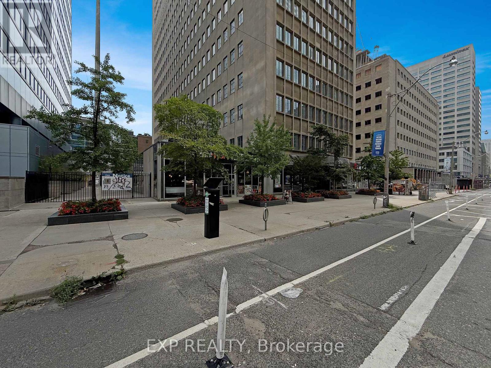 Ground Floor - 505 University Avenue, Toronto, Ontario  M5G 1X3 - Photo 35 - C12524852