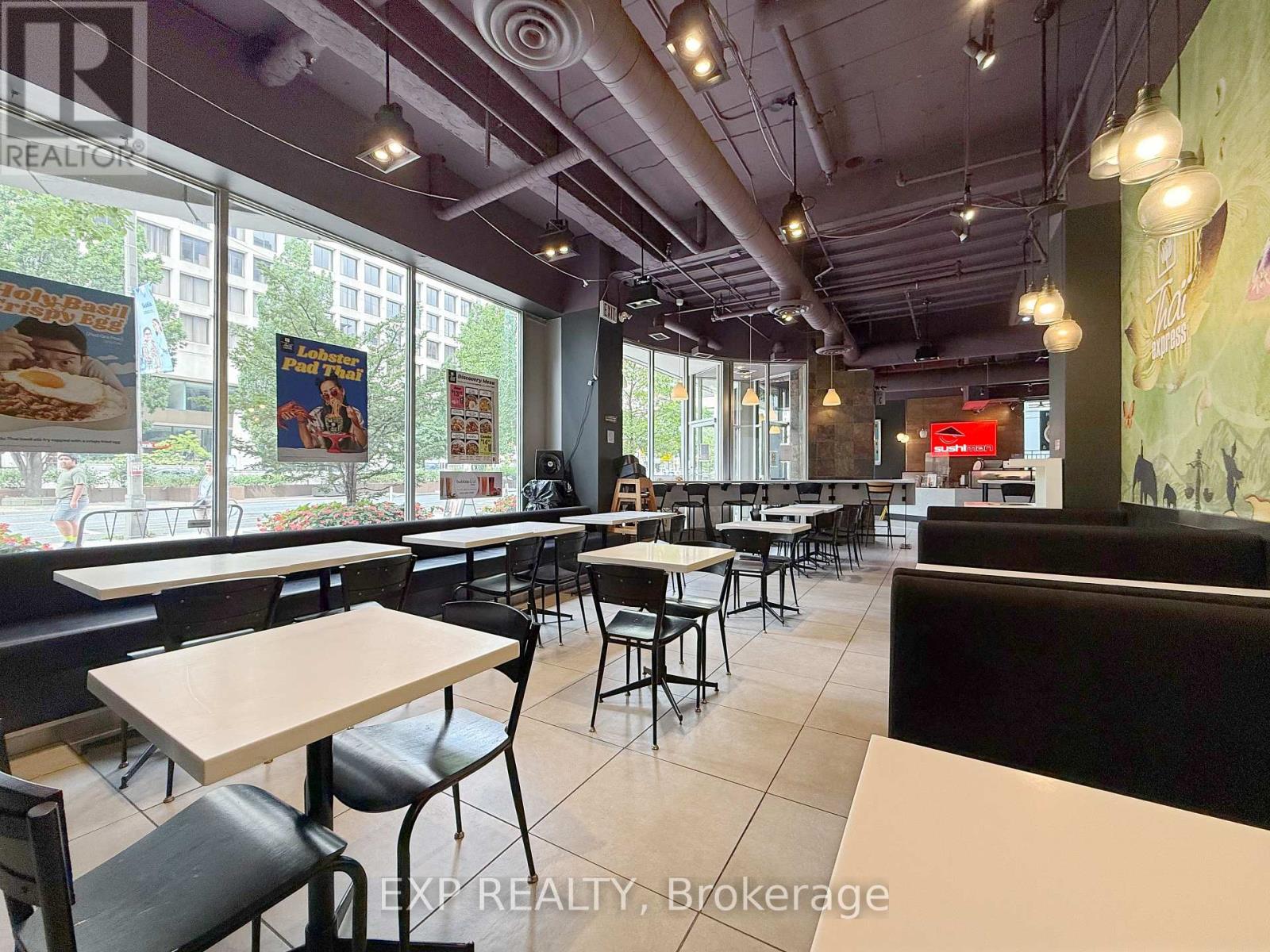 Ground Floor - 505 University Avenue, Toronto, Ontario  M5G 1X3 - Photo 5 - C12524852