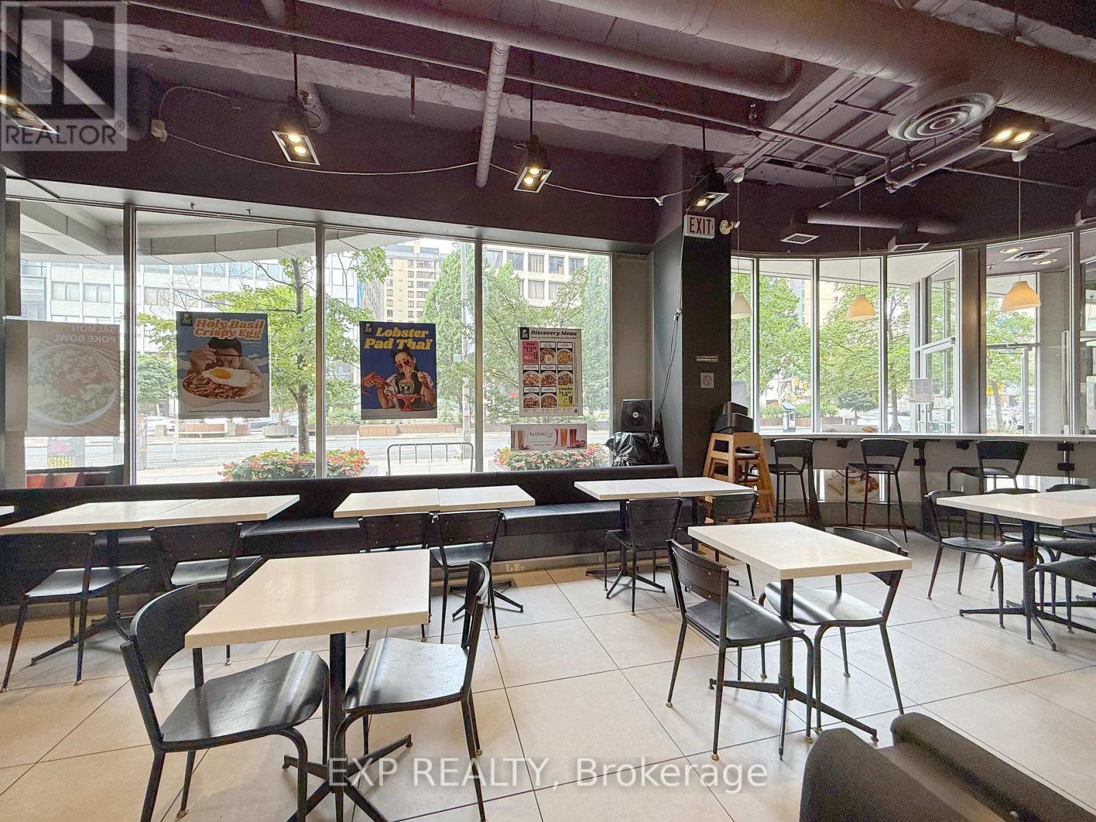 Ground Floor - 505 University Avenue, Toronto, Ontario  M5G 1X3 - Photo 7 - C12524852