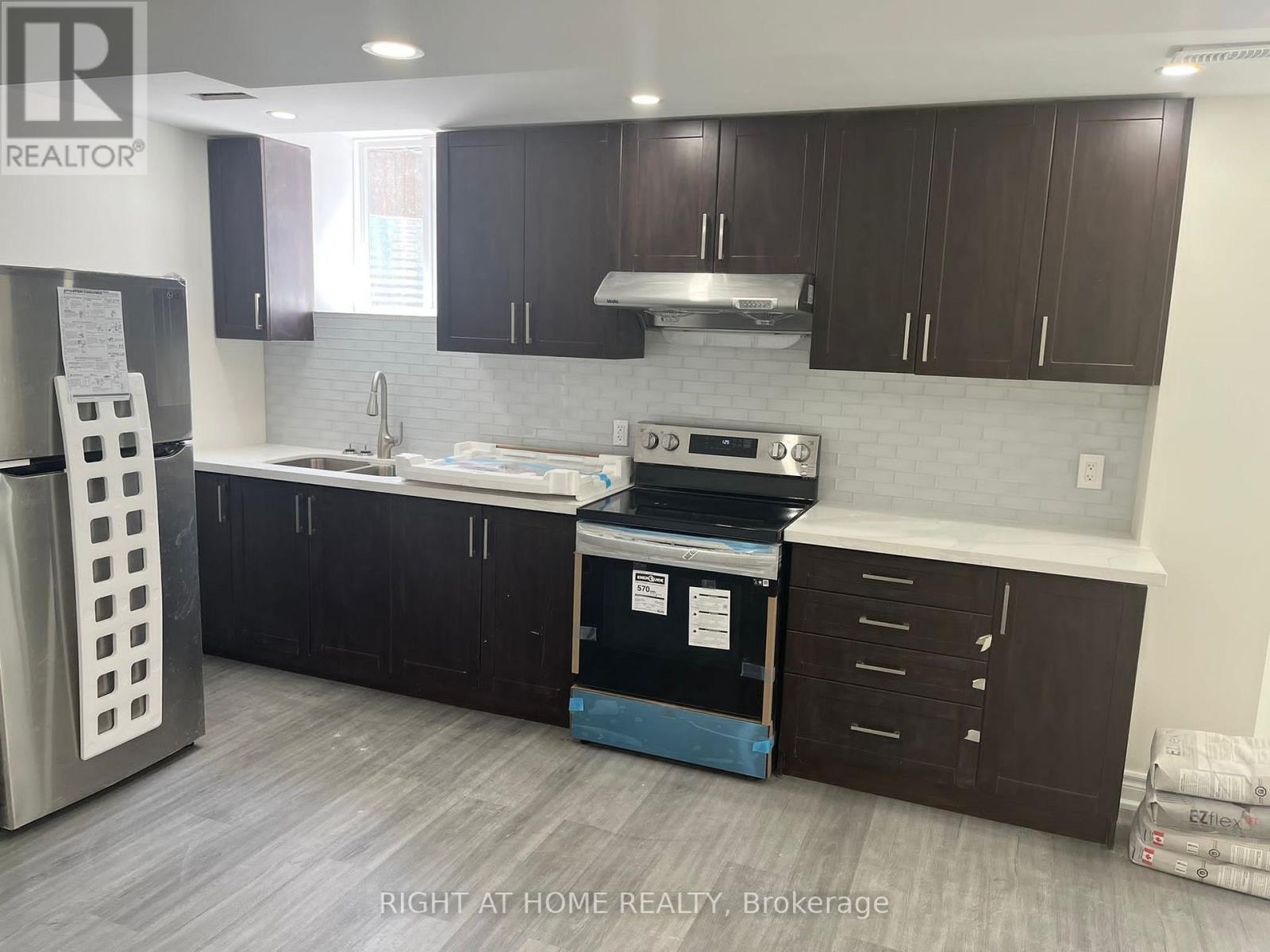 Bsmt - 58 Barnfield Crescent, Ajax, Ontario  L1Z 0T3 - Photo 4 - E12524830