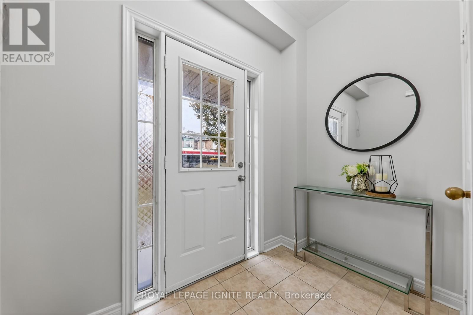 163 Seasons Drive, Toronto, Ontario  M1X 2E2 - Photo 2 - E12523650