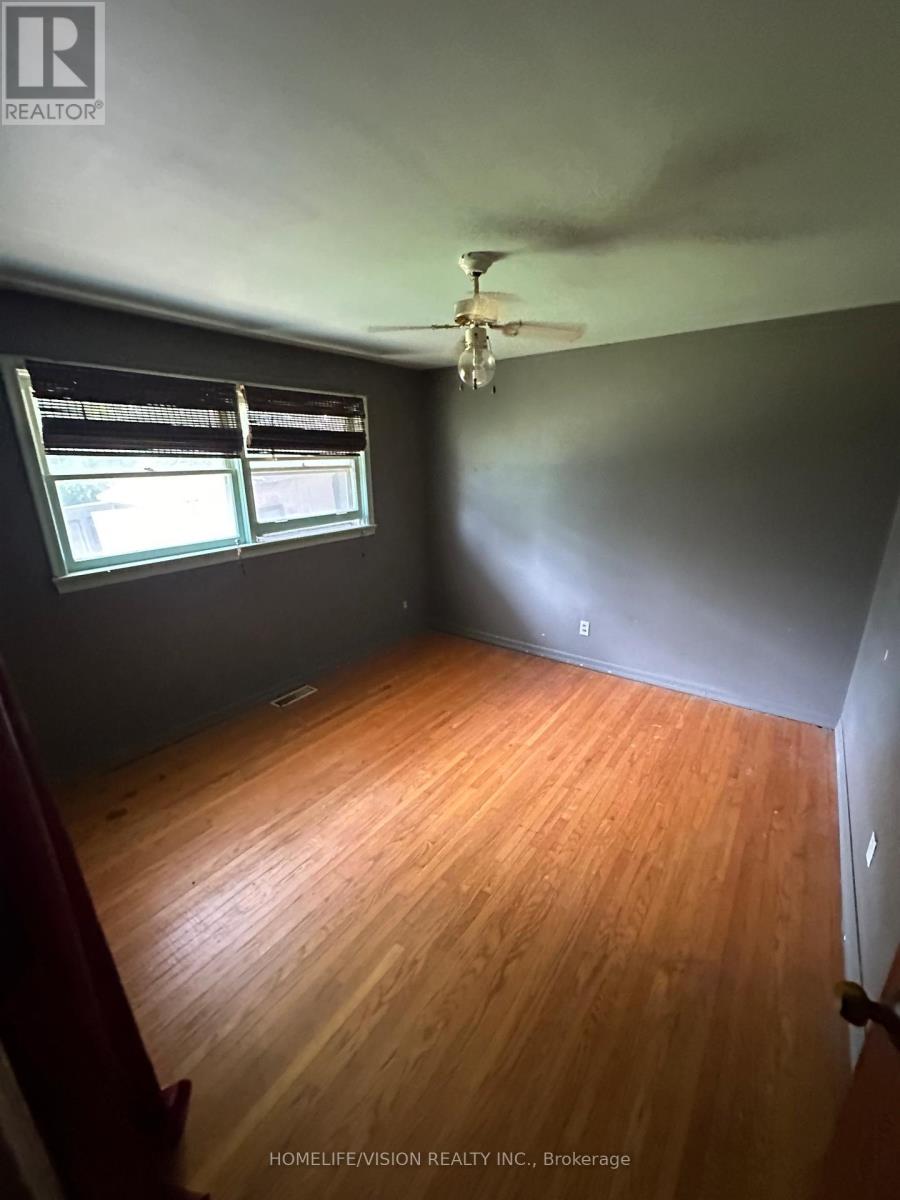 196 Garrard Road, Whitby, Ontario  L1N 3K6 - Photo 7 - E12459283