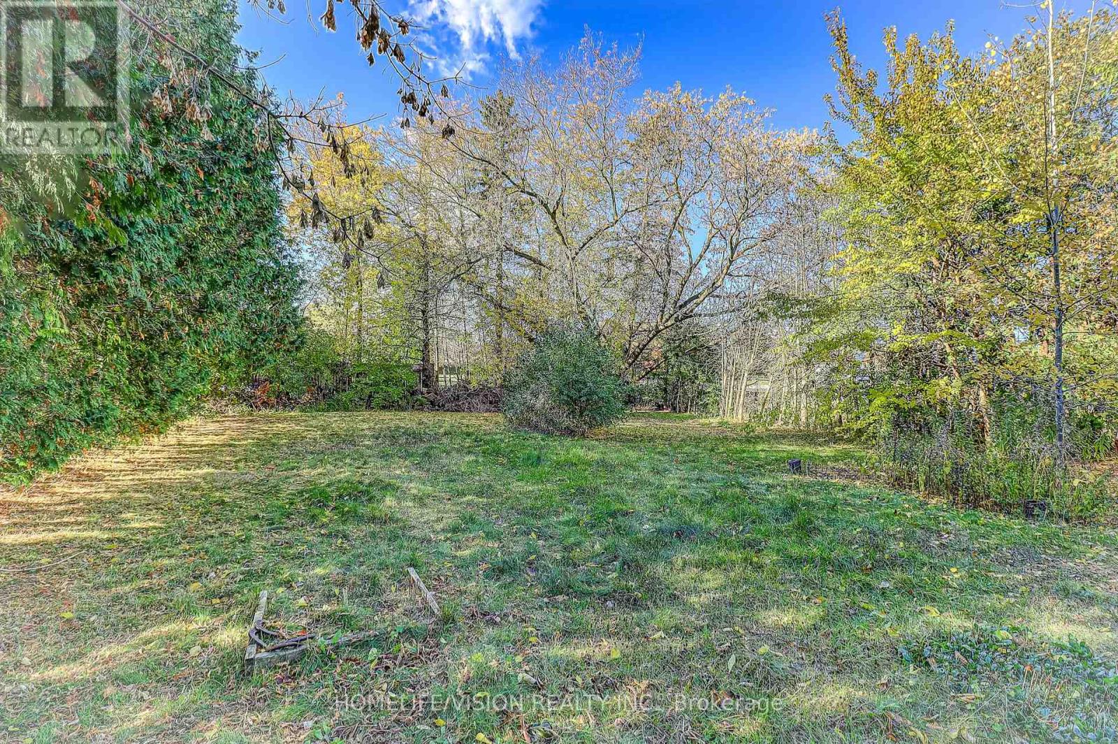 196 Garrard Road, Whitby, Ontario  L1N 3K6 - Photo 5 - E12459283