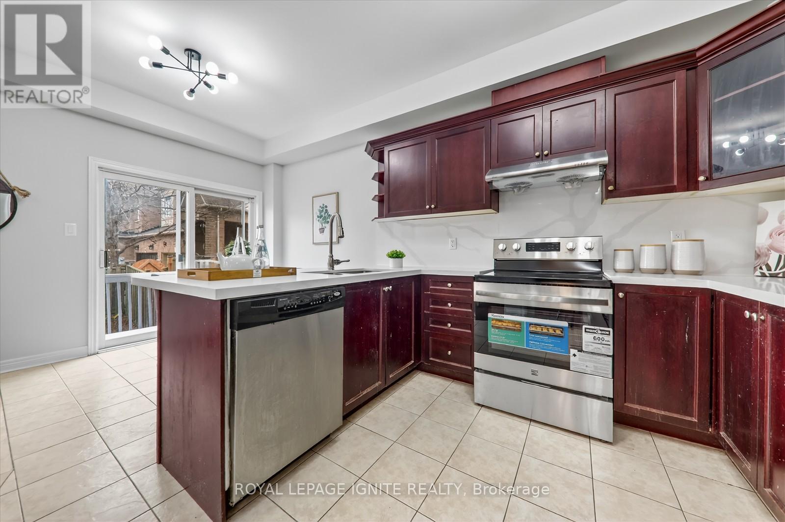 163 Seasons Drive, Toronto, Ontario  M1X 2E2 - Photo 13 - E12523650