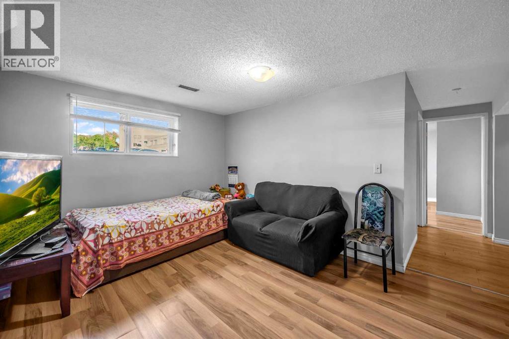 1019 Falworth Road Ne, Calgary, Alberta  T3J 1C7 - Photo 21 - A2259961