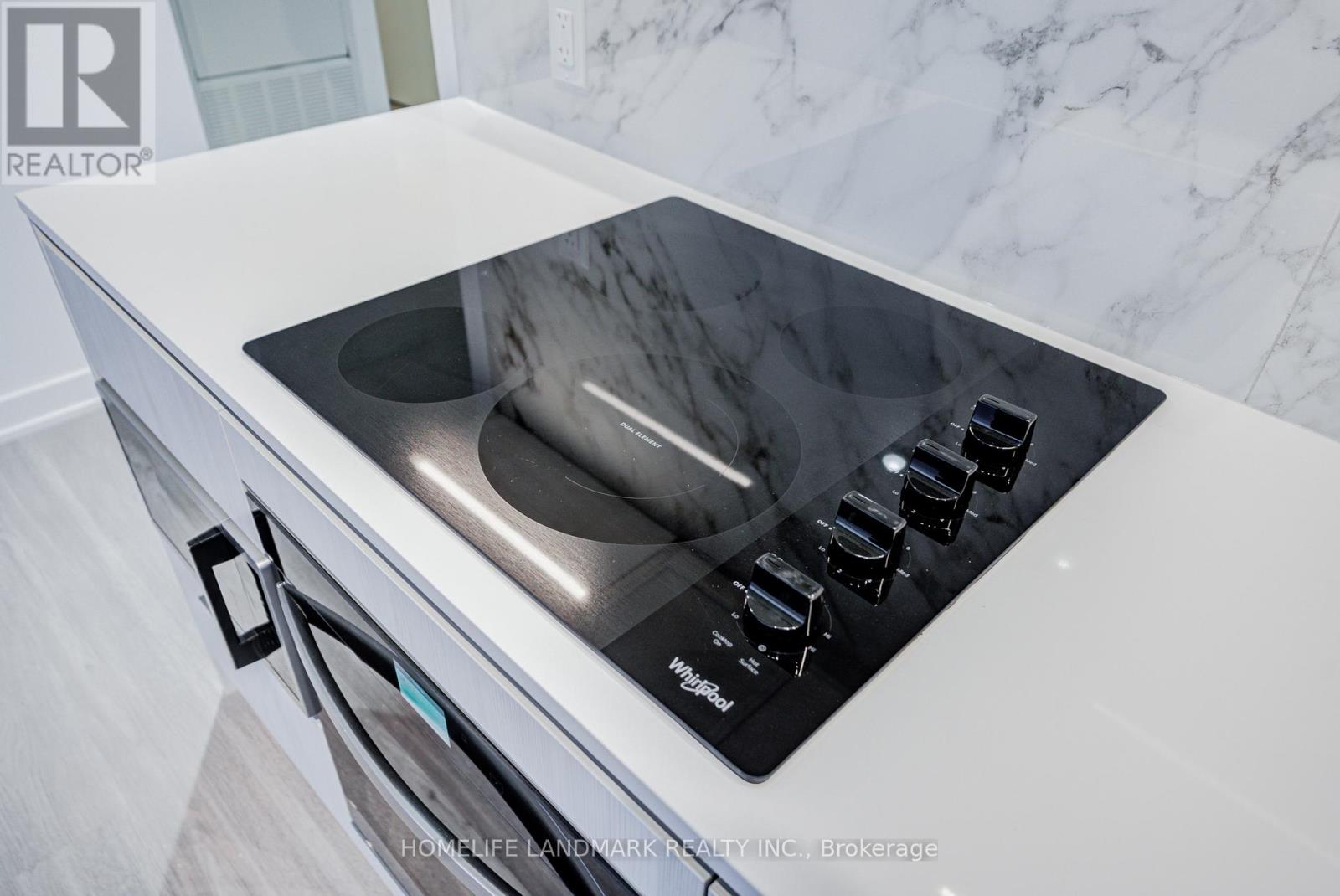 5611 - 8 Wellesley Street W, Toronto, Ontario  M4Y 0J5 - Photo 29 - C12524866