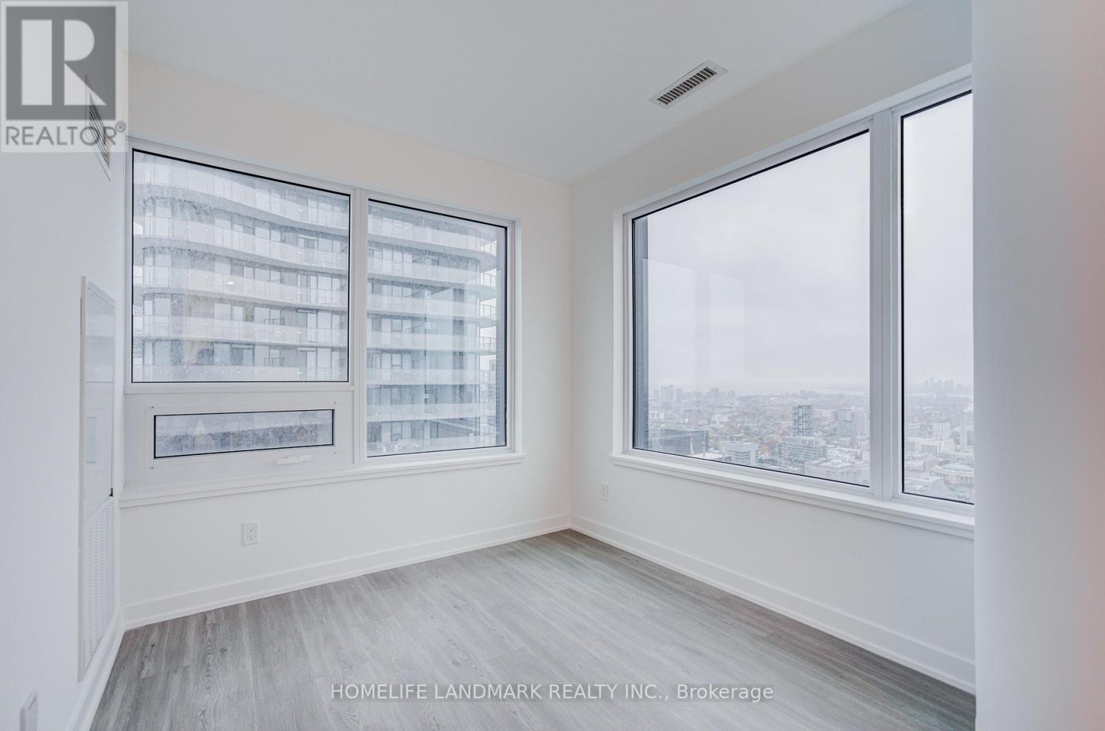 5611 - 8 Wellesley Street W, Toronto, Ontario  M4Y 0J5 - Photo 31 - C12524866