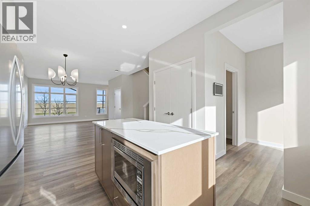 7035 Rangeview Avenue Se, Calgary, Alberta  T3S 0R1 - Photo 6 - A2252964