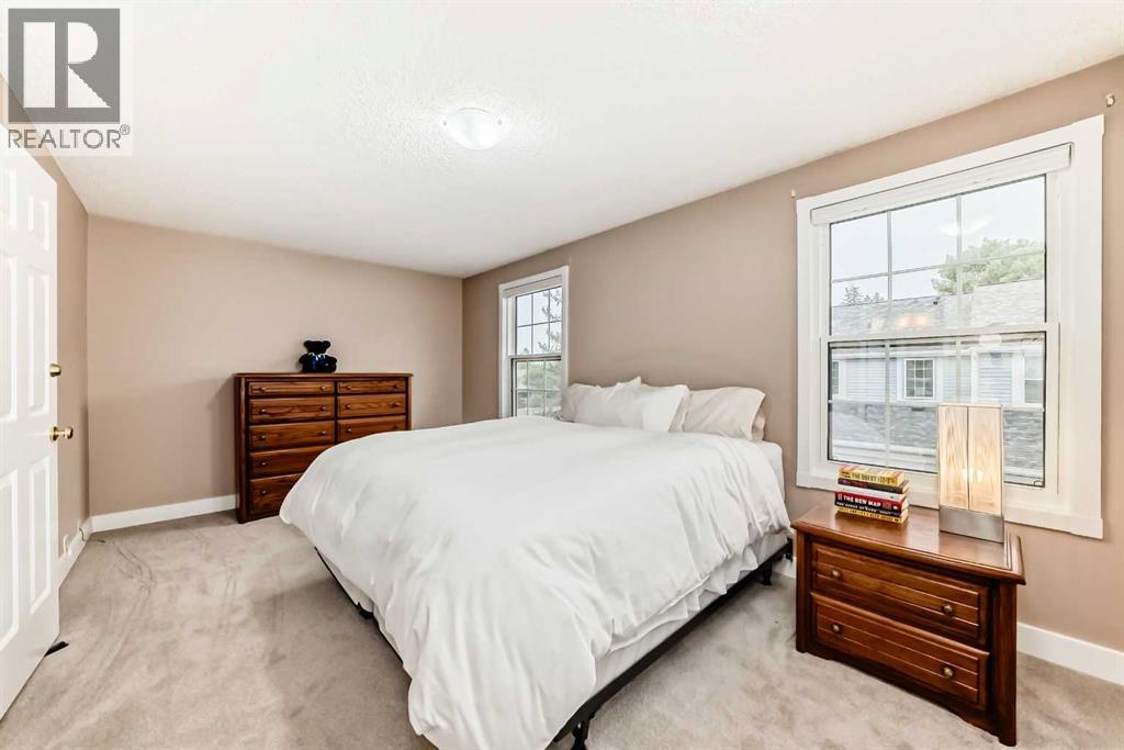 16, 28 Berwick Crescent Nw, Calgary, Alberta  T3K 1Y7 - Photo 14 - A2250344