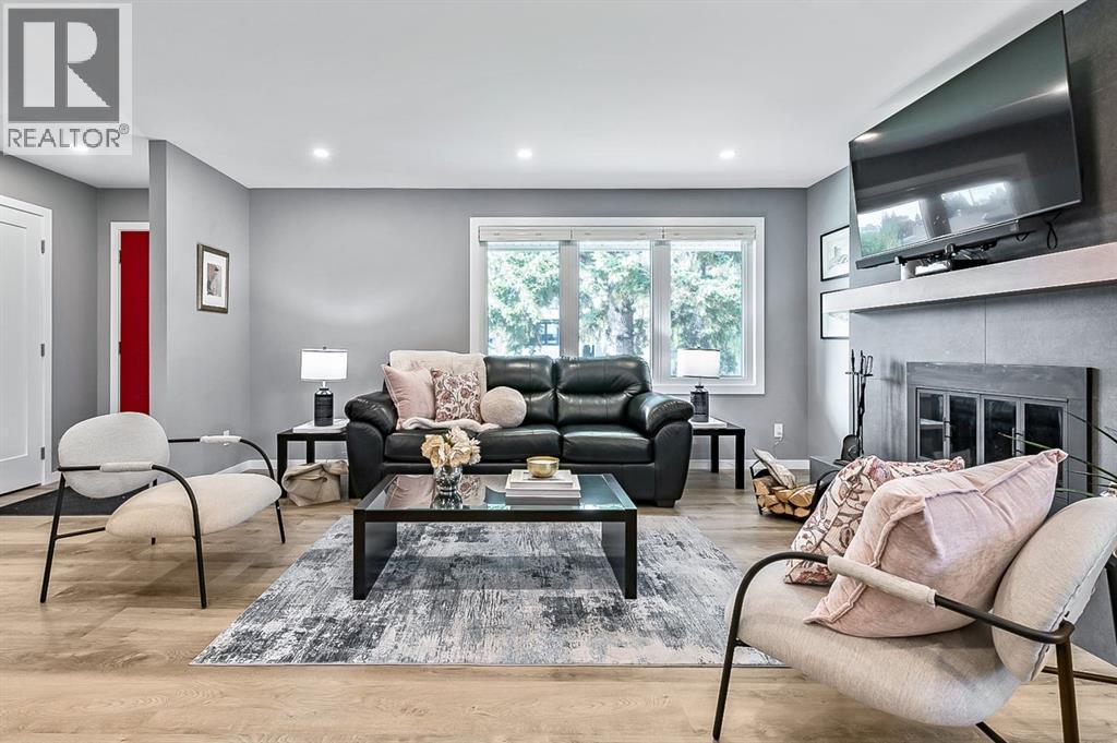 128 Queen Alexandra Close Se, Calgary, Alberta  T2J 3P8 - Photo 6 - A2262916