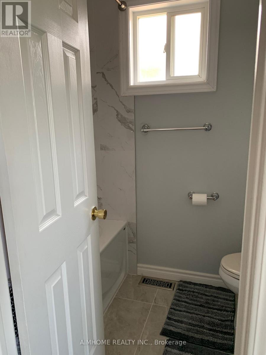 5095 Sunray Drive, Mississauga, Ontario L5R 2W2 - Photo 17 - W12524882