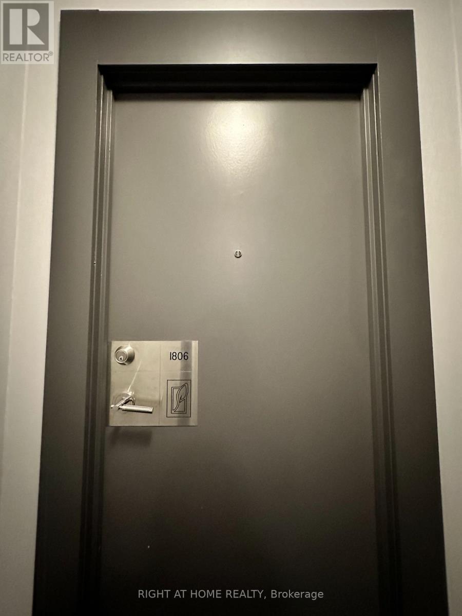 1806 - 4070 CONFEDERATION PARKWAY, Mississauga, Ontario