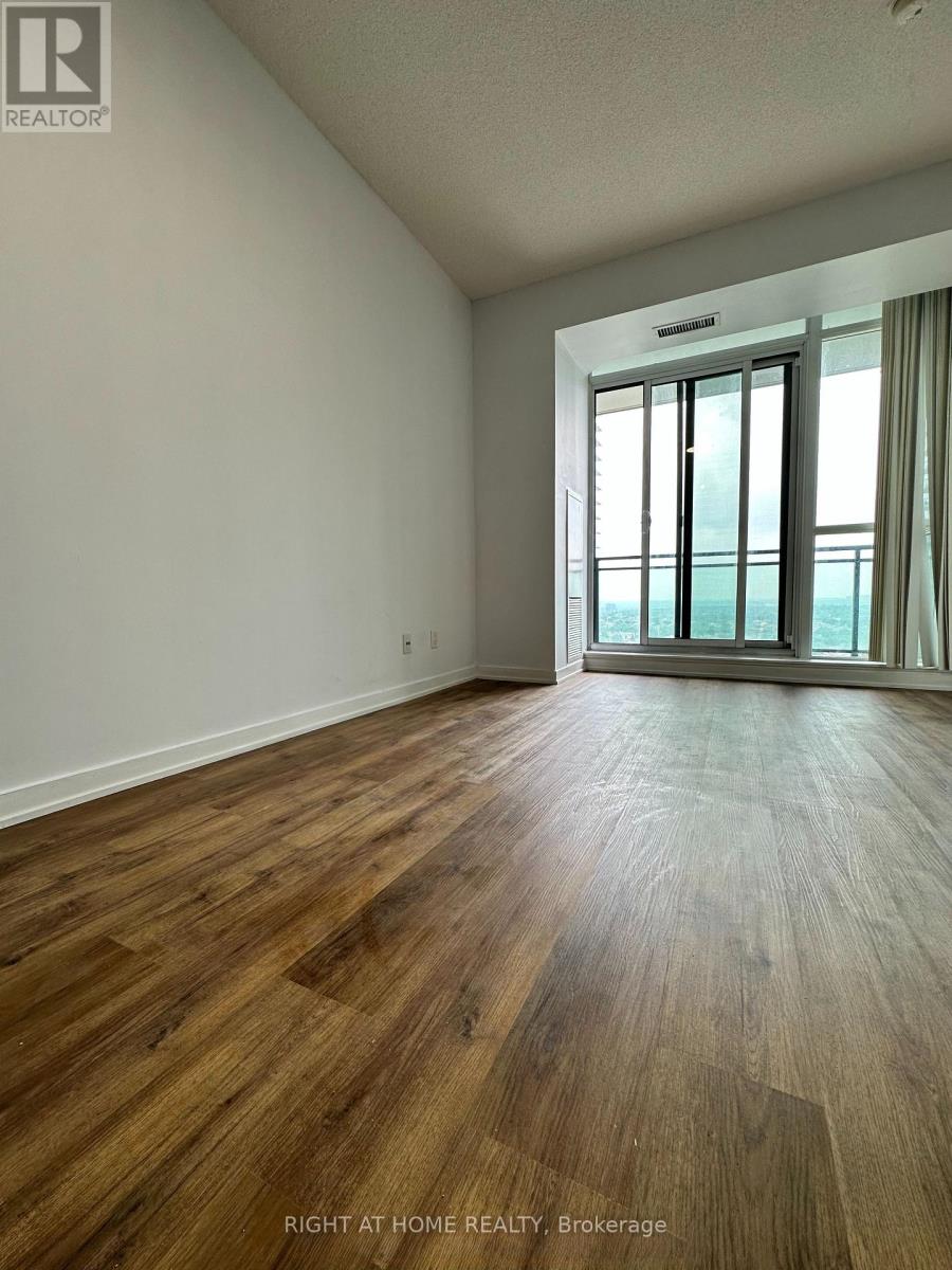 1806 - 4070 Confederation Parkway, Mississauga, Ontario L5B 0E9 - Photo 6 - W12524896