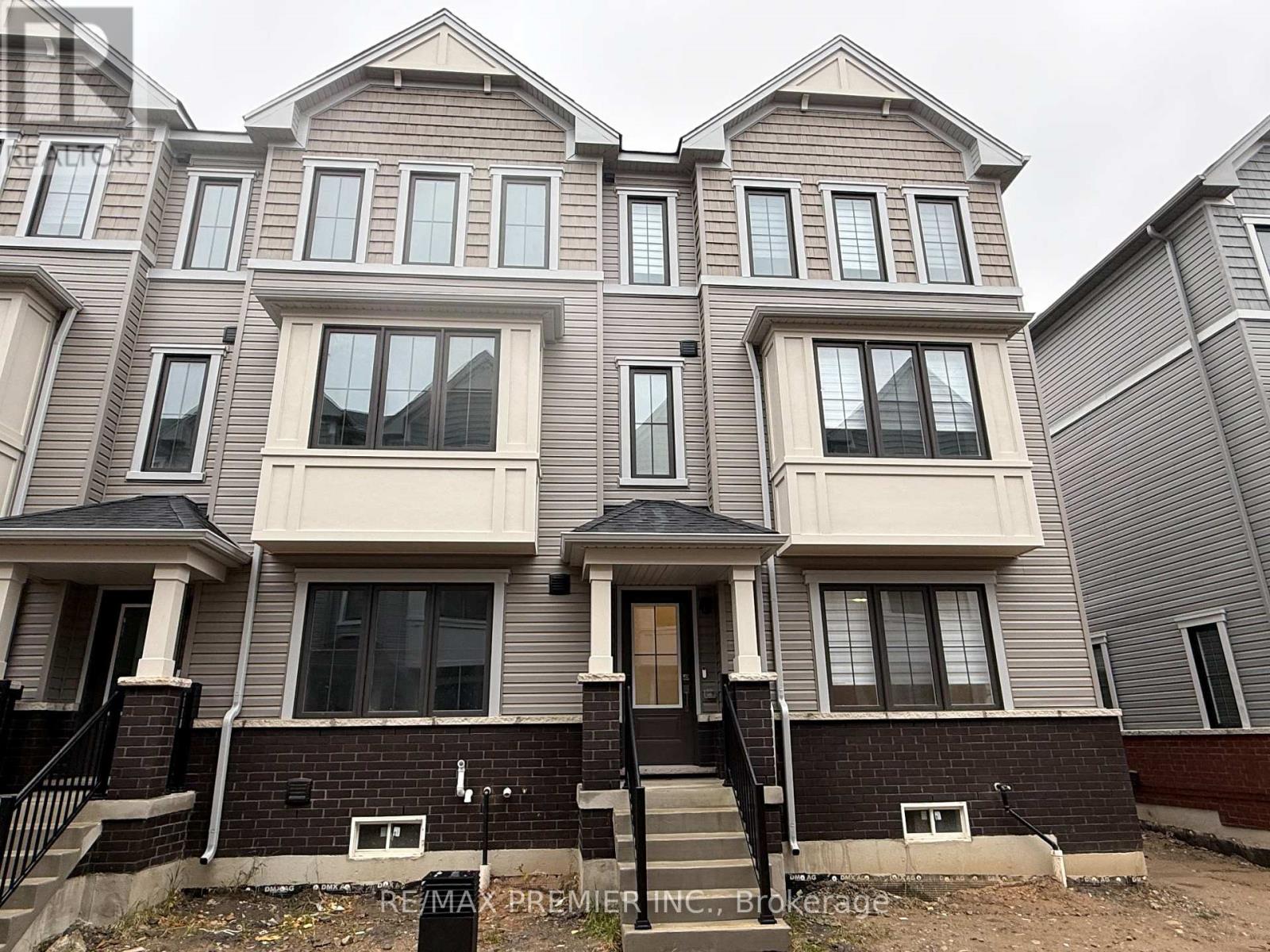 16 KINGBIRD COMMON, Cambridge, Ontario