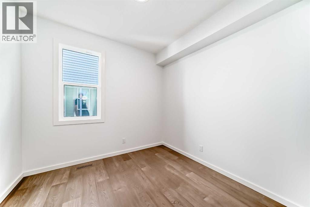 52 Creekside Path Sw, Calgary, Alberta  T2X 5W1 - Photo 20 - A2266517