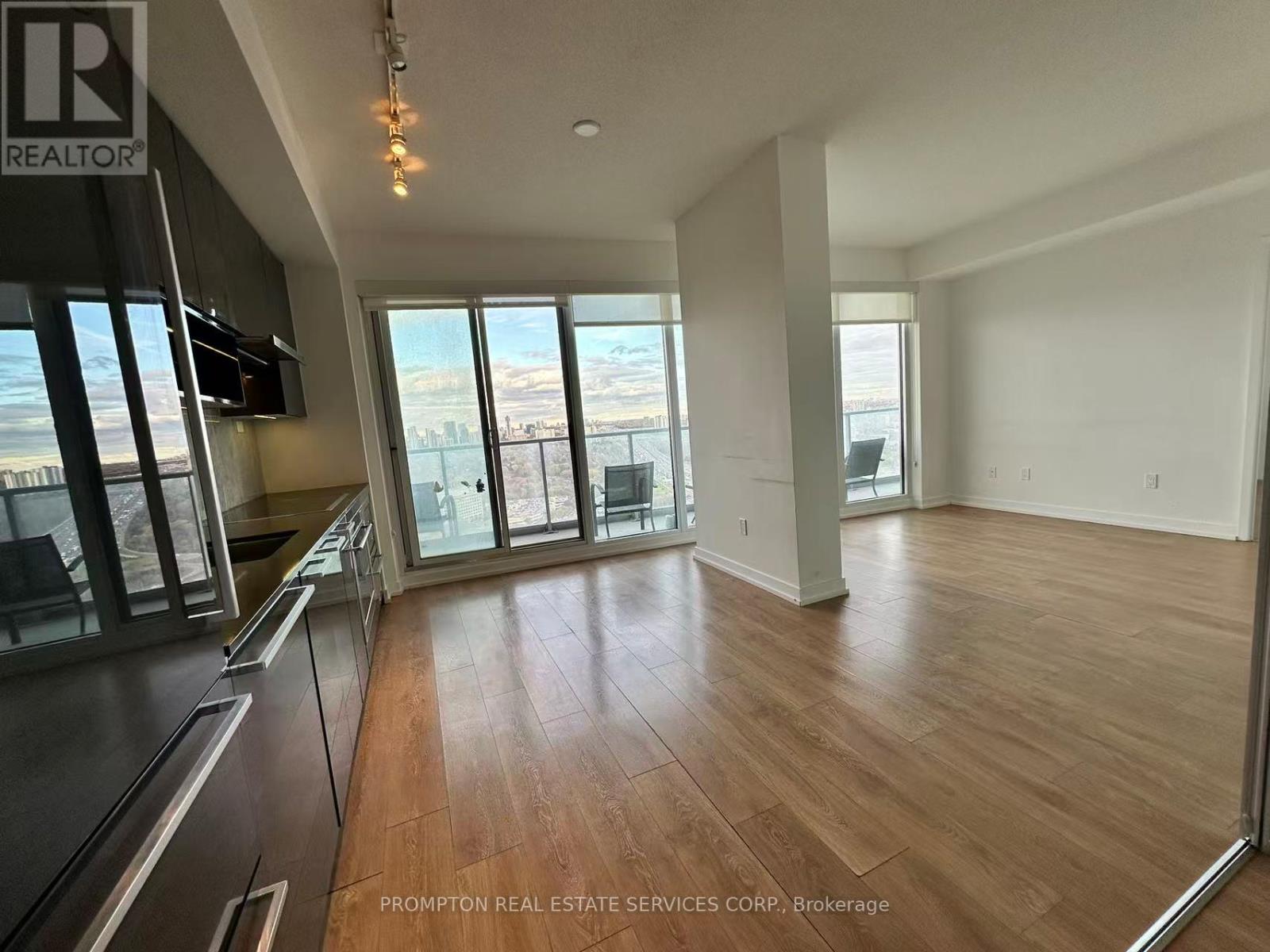 3511 - 117 Mcmahon Drive, Toronto, Ontario  M2K 0E4 - Photo 2 - C12524906