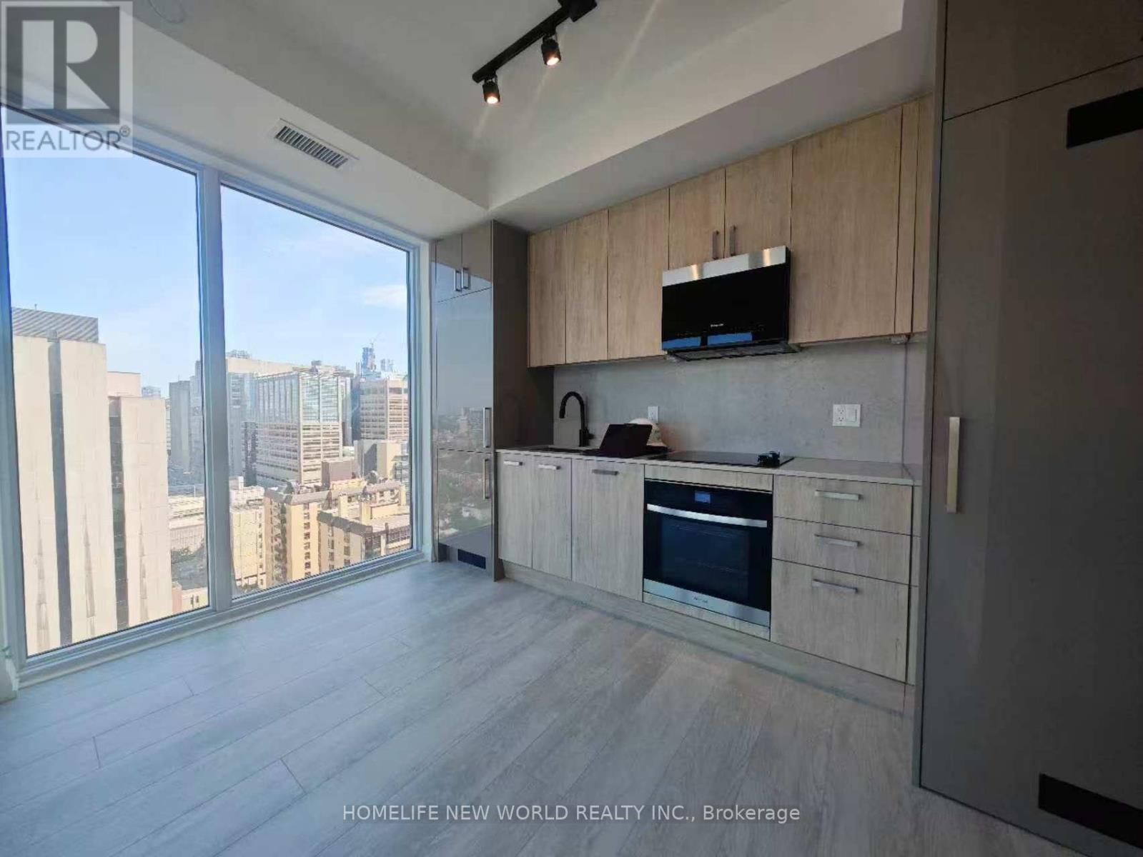 1922 - 50 Mccaul Street, Toronto, Ontario M5T 1V9 - Photo 2 - C12524908