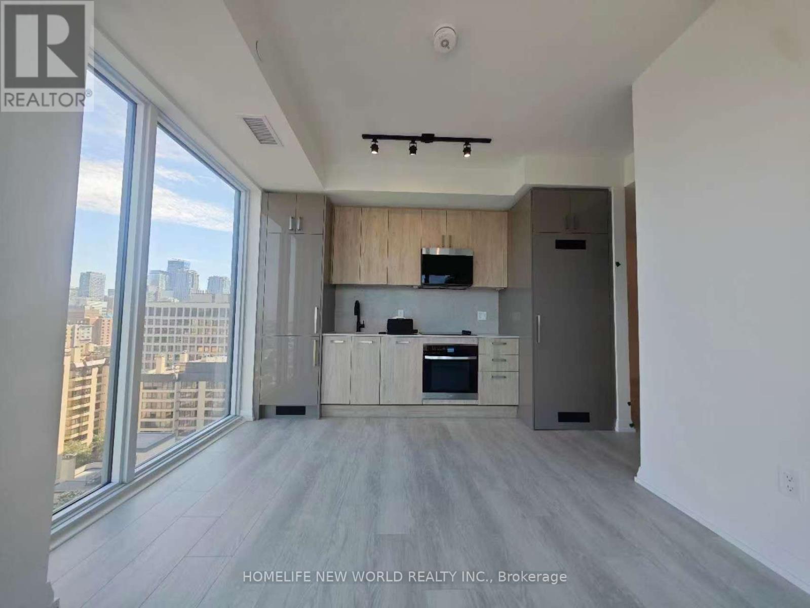 1922 - 50 Mccaul Street, Toronto, Ontario M5T 1V9 - Photo 4 - C12524908