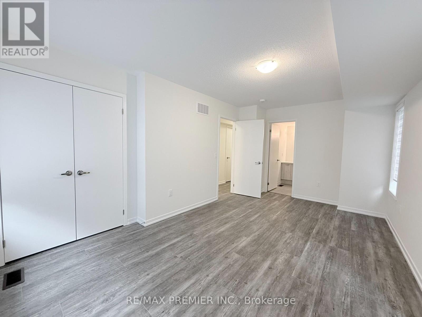 16 Kingbird Common, Cambridge, Ontario  N1T 0H4 - Photo 13 - X12524888
