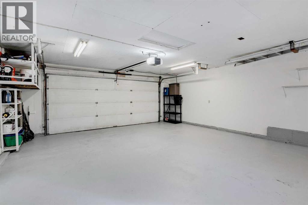 38 Lissington Drive Sw, Calgary, Alberta  T3E 5E1 - Photo 34 - A2256866