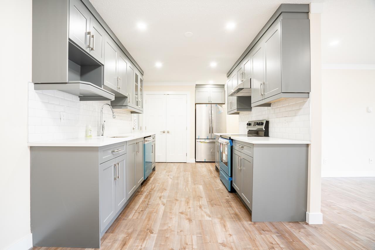 27036 28 AVENUE, Langley, British Columbia