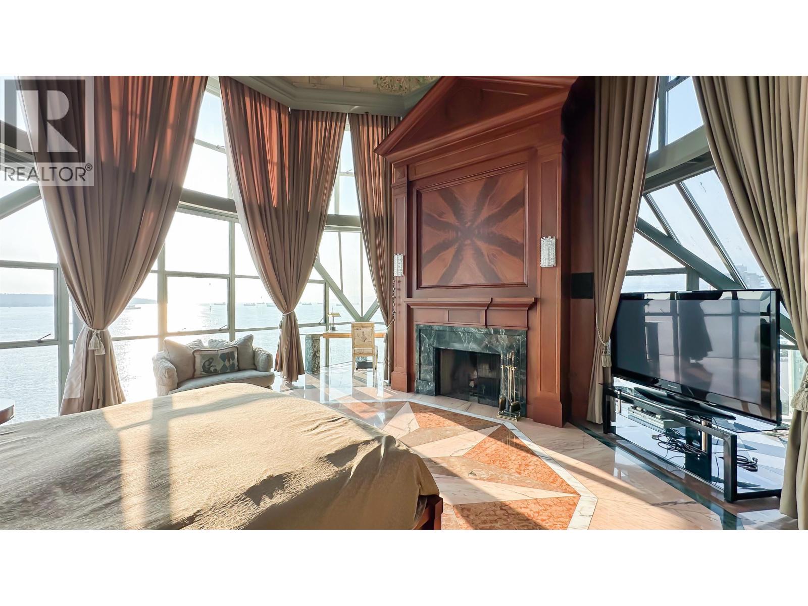 17 1861 Beach Avenue, Vancouver, British Columbia  V7Y 1B8 - Photo 26 - R3055949